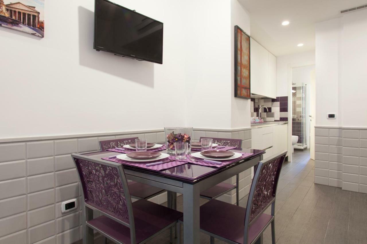 My Purple Apartment In The Center Of Roma Exterior foto